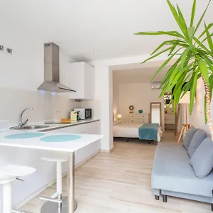 Malabau House , Tarifa Spagna